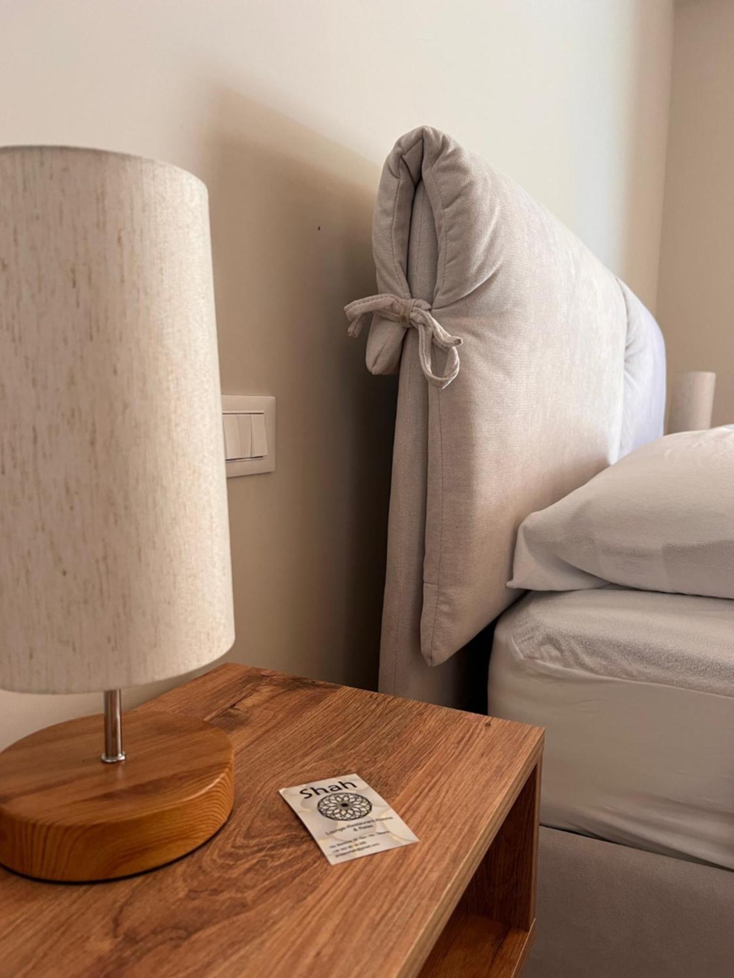 טאראנטו Shah Rooms&Relax מראה חיצוני תמונה